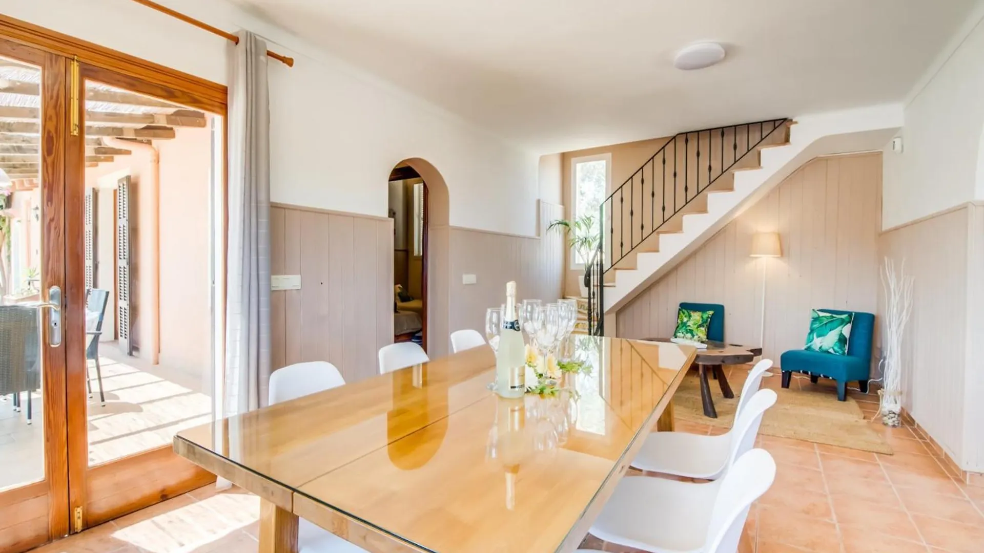 Country House In Santa Margalida contacts